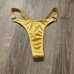 Source Unknown Gold Panties M